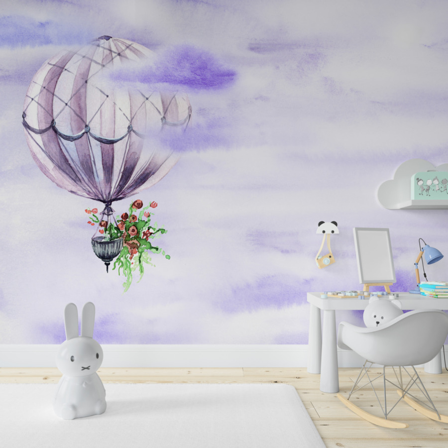 Fototapete in weichen Tönen Lila Ballon in der Luft für Kinderzimmer - Hauptproduktbild