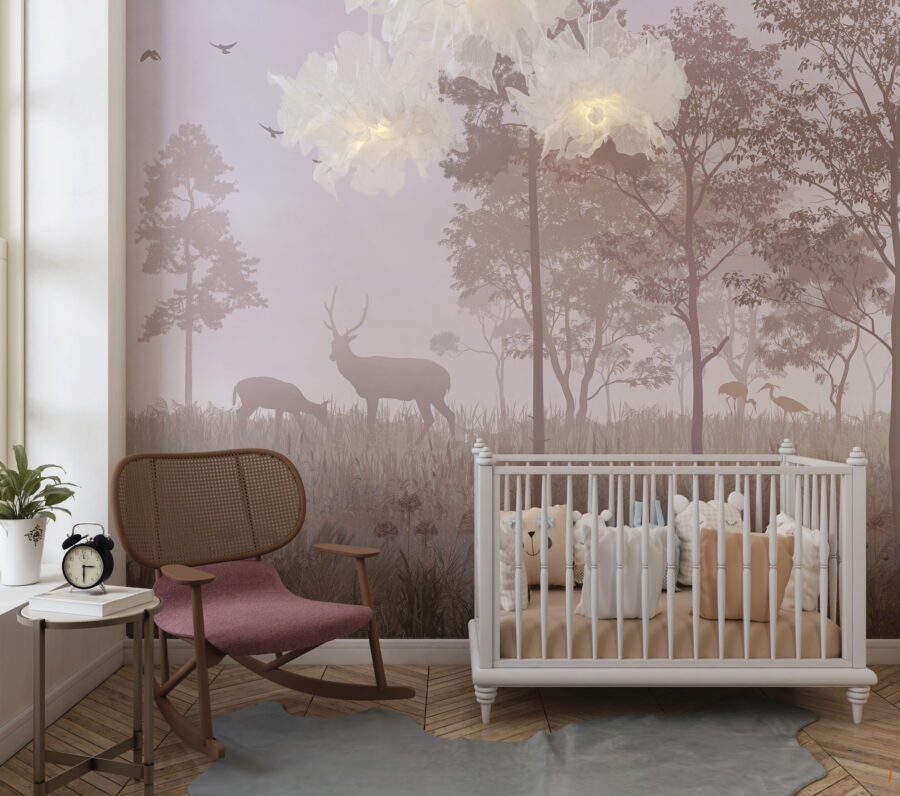 Fototapete, die einen Wald in ungewöhnlichen, warmen, rosafarbenen Farben darstellt, ideal für das Kinderzimmer und das Schlafzimmer eines Erwachsenen Morgen im Wald - Hauptproduktbild