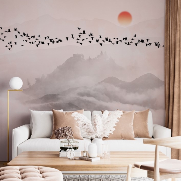 Fototapete Dunkle Vögel, die über die Berge fliegen
